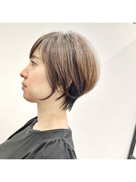 ピックアップ(ｐｉｃｋ ｕｐ) ショート　ボブ　髪質改善　白髪ぼかし　ミセス