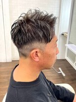 ヘアアンドビューティ ガーデン ベルモール店(HAIR AND BEAUTY GARDEN)&nbsp;メンズパーマメンズカットセンターパートメンズマッシュウルフ