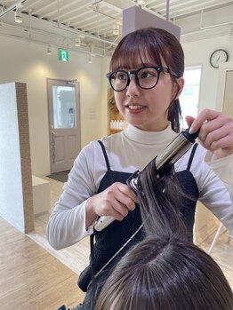 ルク(Luc)の写真/女性ならではの目線で丁寧にアドバイスしてくれるのが嬉しいと大好評◎親しみやすいスタッフ勢ぞろい♪