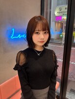 ロンドポレール 北千住(Lond polaire)&nbsp;韓国ボブ/切りっぱなしボブ/オリーブグレー/顔周りレイヤー