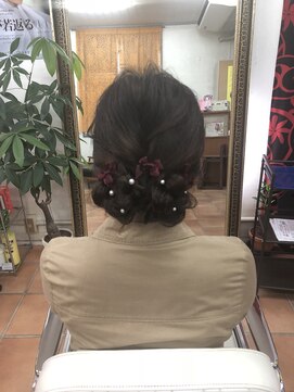 ヘアメイク プリンセス(Hair Make PRINCESS) ルーズシニヨン