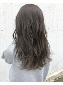 透け感透明感オリーブグレージュカラー×ふんわりウェーブロング