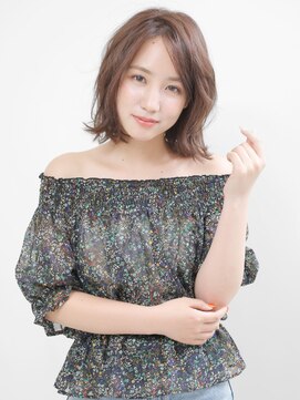 ジジ(GIGI) 涼しげ切りっぱなしボブ