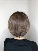 シルキーべージュ_小顔,オリーブカラー,ハイライトカラー