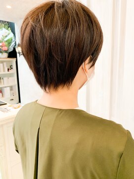 キャアリー(Caary) 福山市ショートヘア人気Caary イメチェンならキャアリー