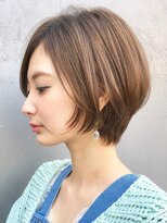 ビュー フクオカ(VIEW FUKUOKA)&nbsp;大人かわいい美髪ホワイトグレージュ ネビージュショート