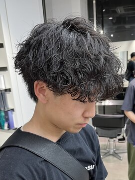 フィフス 天神大名(fifth) 波巻きスパイラルパーマウルフパーマメンズ19時以降メンズカット