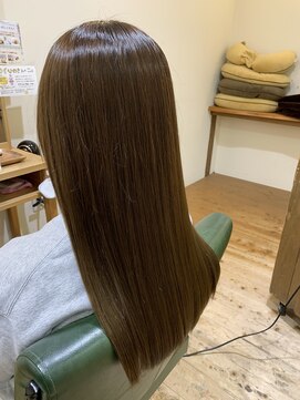 美容室 アイディー i-dee 美髪ストレート&艶カラー