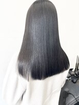 ココ 本八幡(KOKO)&nbsp;#黒髪#小顔#クラゲヘアー#オリーブグレー#ココアベージュ#美髪