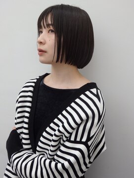 ドロップ(drop) 前髪ありの大人のコンパクトボブ（表参道の美容室drop）