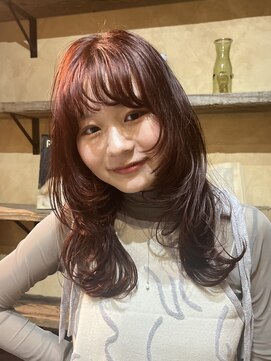 フークフーク(HOEK HOEK) 【動きが出るレイヤーカット】instagram @ nene_55.as