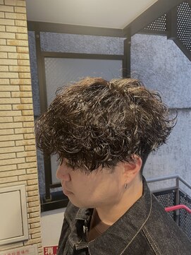 デフィ 上野(DEFI) 波巻きスパイラルパーマ