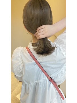 ジジ(jiji) 結べるボブ×グレージュカラー【20代.30代.40代】