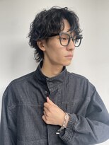 大人の色気スパイラルパーマウルフ
