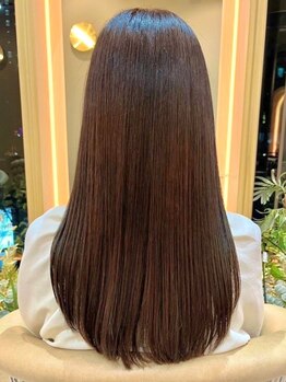 グリッター 仙台中央店(GRITTERs)の写真/【髪質改善プレミアム縮毛矯正】で柔らかい質感のストレートヘアが叶う♪癖毛/うねり/広がり改善にオススメ
