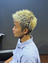 ビーダンディー(Bee dandy)&nbsp;ビジネスツーブロック 金髪スパイキーベリーショート