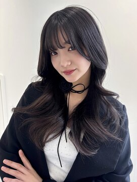 ユーフォリア 新宿通り(Euphoria) 小顔ヘア/韓国ヘア/くびれヘア/ロングレイヤー/透明感黒髪