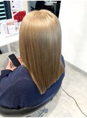 ベージュカラー