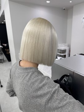 テイス 新宿(TACE) [新宿駅/ココアベージュ/クラゲヘアー/オリーブグレー]