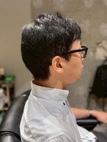 エムエイチザバーバー 本町(MH THE BARBER) ナチュラルビジネスショート【北浜・淀屋橋】