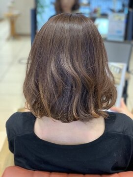 クアトログランシュ ひたちなか店(QUATRO×GranCieux) ゆるふわパーマ