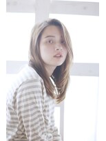 アジュテ(ajouter) 前髪かき上げのラフセットスタイル