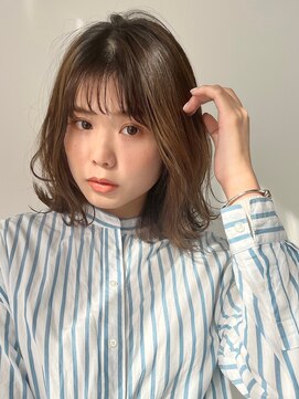 シスタ(SISTA) 【SiSTA】田中外ハネシースルーバングくびれヘア似合わせカット