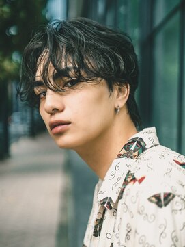 オーシャントーキョー 仙台(OCEAN TOKYO) 緩め波巻きorスパイラルセンターパート黒髪韓流韓国