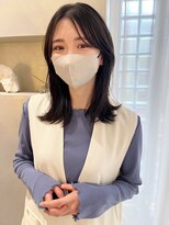 リィベ(Liibe)&nbsp;guest snap #センターパート＃ゆるっとミディ