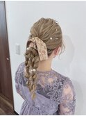 20代30代リボン編みおろしヘアアレンジホワイトブロンド