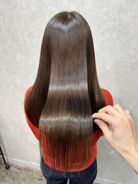 アールクリップ 表参道(arclip) サラ艶ロングレイヤーカットサイエンスアクア髪質改善韓国ヘア