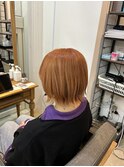 オレンジベージュ×ミニボブ