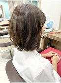 ワンカール外はねパーマがかわいいバッサリニュアンスボブ