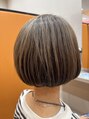 ララ バイ ソリコ 安城店(LALA by sorico)&nbsp;ボブスタイルにピッタリ！トップの表面のみ白髪ぼかしハイライト