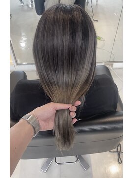 シャンプーボーイエイムス(SHAMPOO BOY aims) バレイヤージュ/ハイライト