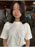 流れるバングスタイル