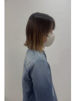 ウタシロイロ(uta shiroiro)&nbsp;パツっとボブ