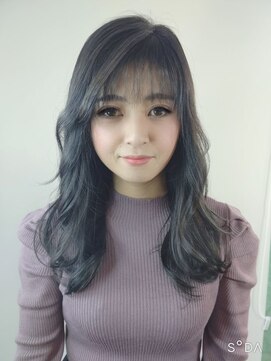 ウィット アンド ラファム Wit &La Famme ブルージュカラーを外巻き仕上げで色っぽく