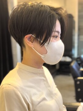 シャロン(SHARON) 【SHARON 原宿】20代30代40代 人気 黒髪 ハンサムショート