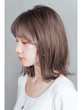 テイラー(Taylor) 【Taylor 大宮】ナチュラルベージュ×外ハネミディ