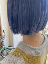 パディントン(Paddington) フラットボブ・ネイビーブルーで、モード感☆