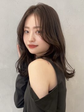 ノイ(noi) 顔周りレイヤーカットくびれヘアミルクティーベージュカラー