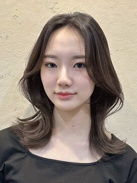 ユニコ(unico) 韓国風/レイヤー/小顔/前髪カット/髪質改善/グレージュ/透明感