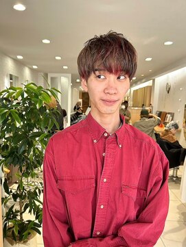 ヴァンメン 大曽根(VAN MEN) ニュアンスデザイン/レッド/ポイントカラー