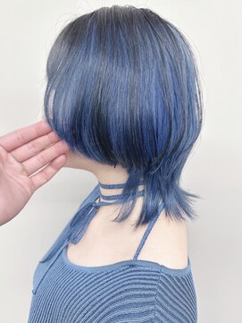 モリオ(morio) :ミディアムマッシュウルフレイヤーくびれミディアムウルフボブ