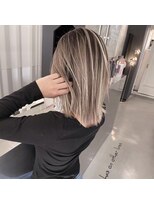 キング(K!ng)&nbsp;縮毛矯正髪質改善ハイライトレイヤーカット枚方美容室エクステ