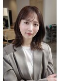 顔周りレイヤーカットくびれヘアミルクティーベージュカラー韓国