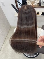 ラナ(Lana)&nbsp;【Lana】上品に透けるショコラブラウン　美髪　髪質改善カラー