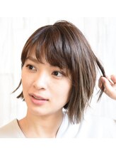 ポッシュヘアー(POSH hair) 毛先にスウィング感でヘルシーに
