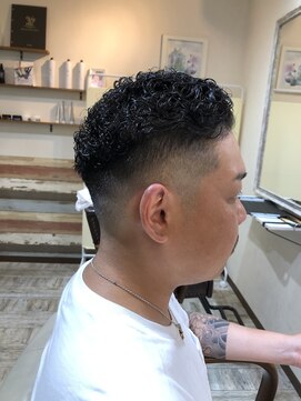 ティアラ 桜木町(TIARA) REAL SALON WORK～フェードスタイル＆パーマ　ｂｙ西山